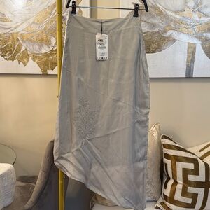 Zara ZW Collection $129 Asymmetrical Silver Gray Skirt silver beads embroidered